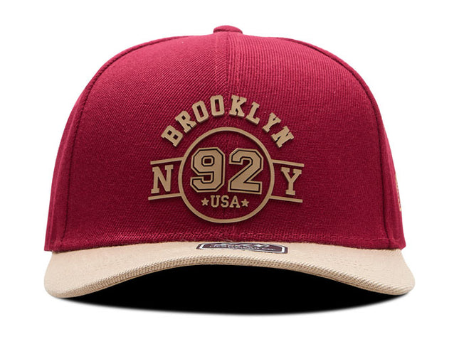 Gorra de moda DJ Caps Brooklyn Ny 92 vinotinto
