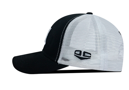 Gorra Independiente Santa Fe Oficial de Malla Negro/Blanco