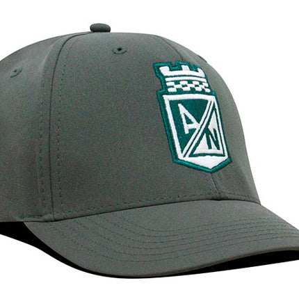 Gorra Atlético Nacional Oficial Verde Militar escudo bordado