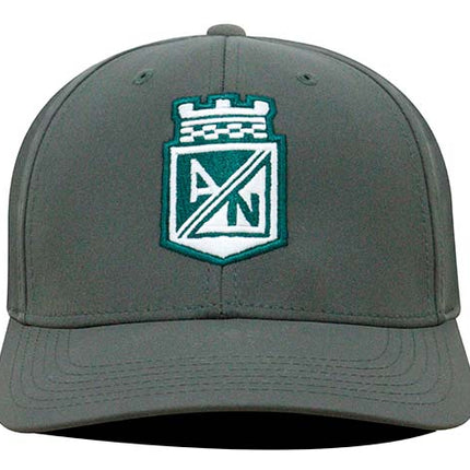 Gorra Atlético Nacional Oficial Verde Militar escudo bordado