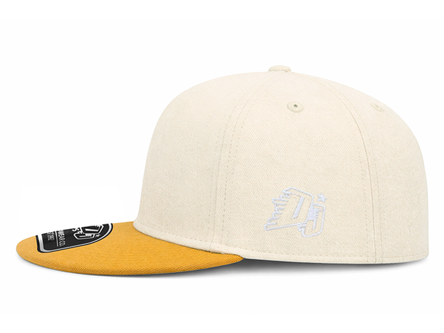 Gorra plana DJ Remember you´re not alone beige/amarillo
