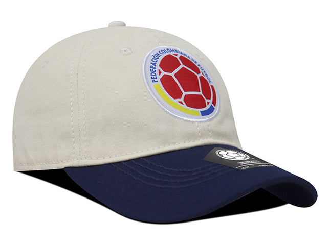 Gorra Oficial FCF Selección Colombia dad cap FCFE-0224 beige/azul oscuro