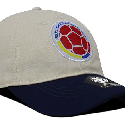 Gorra Oficial FCF Selección Colombia dad cap FCFE-0224 beige/azul oscuro