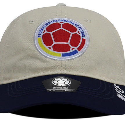 Gorra Oficial FCF Selección Colombia dad cap FCFE-0224 beige/azul oscuro