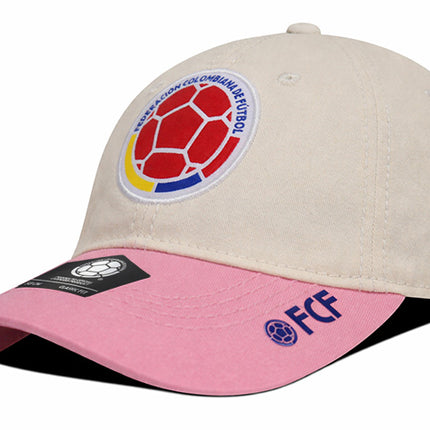 Gorra Oficial FCF Selección Colombia dad cap FCFE-0224 beige/rosa