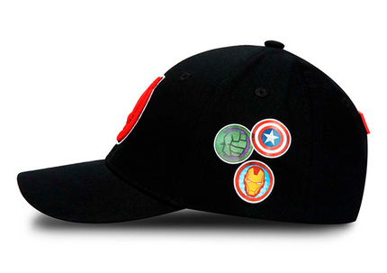 GORRA AVENGERS MARVEL ORIGINAL PARCHES NEGRA OC CAPS