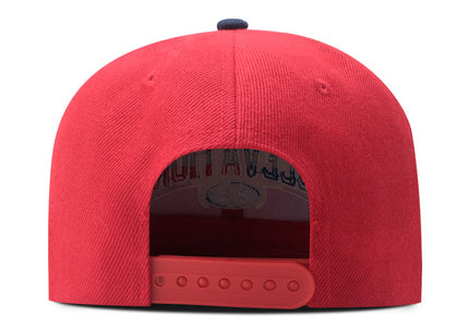 Gorra plana DJ caps Elevation roja