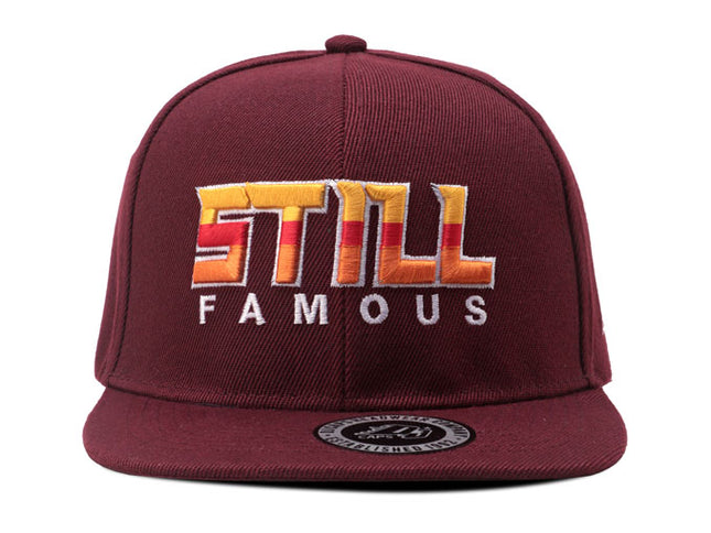Gorra plana DJ Still Famous vinotino
